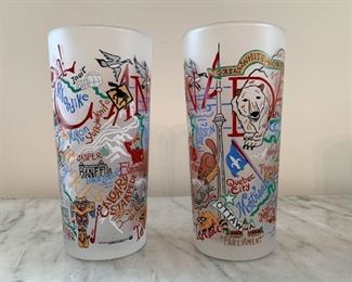 $12 - Set of 2, Souvenir Frosted Glass Set - Canada (by Catstudio)