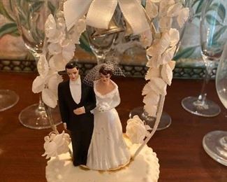 #235	7  Glasses - Vintage Wedding Cake Topper		$8

