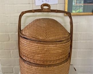 # 	355		2 Pc. Section Basket		16 x 12"	$32
