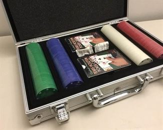 New in box poker set https://ctbids.com/#!/description/share/387133