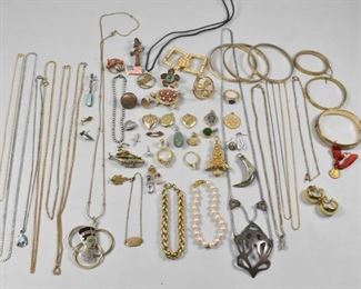 Earrings, Necklaces, Jadeite, Brooch, Bangles