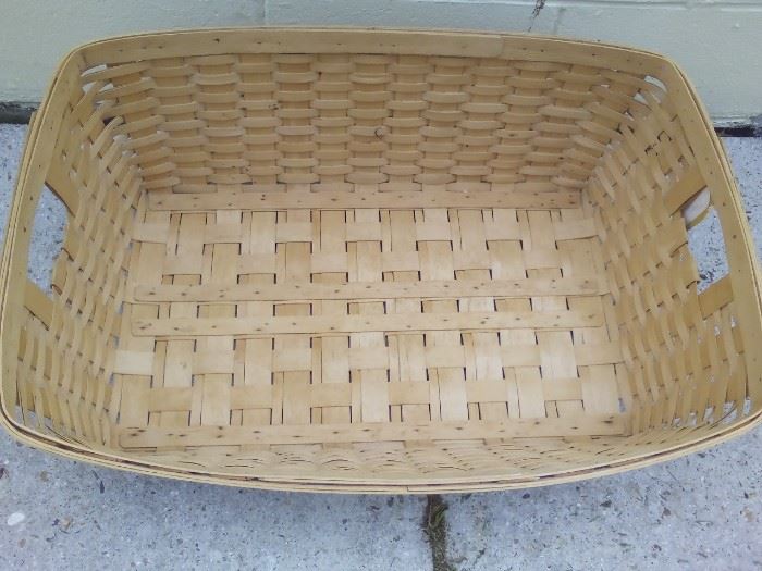 *Discount* 1985 Longaberger Laundry Basket 29.5"X 21"X 10" $85 NOW $65