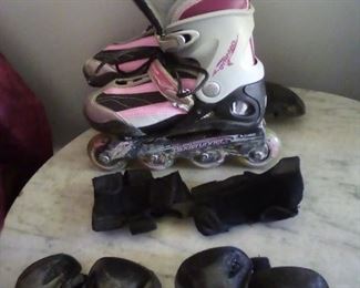 *Discounted* Blade Runner rollerblades with safety gear $25 Size 9 $20