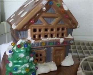 Lightup /Christmas house $8