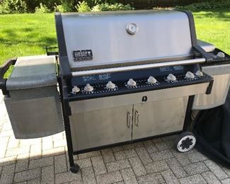 Weber Summit Gold 6 burners, rotisserie, - with extra side burner!