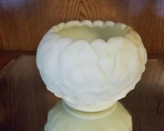 Custard glass rose bowl