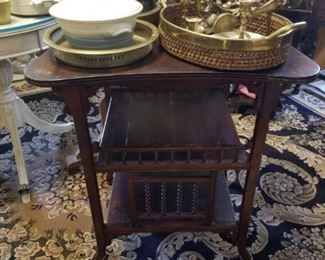 Victorian center table/ parlor table