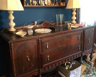 Sideboard! And lots of gew gaws