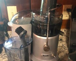 Super fancy juicer can also probably build you a house