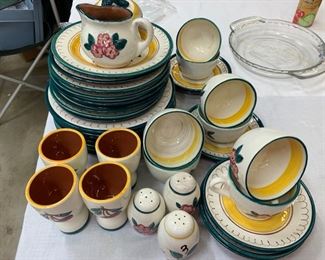 Stangl pottery dishes 