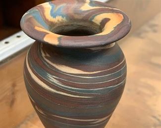 Nikoak Pottery Vase 