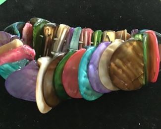 Vintage shell bracelet with elastic stretch. $15