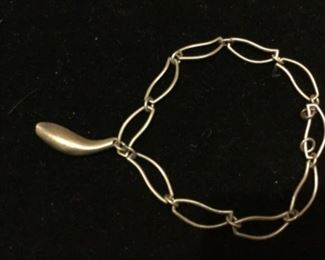 Sterling silver delicate chain bracelet $20