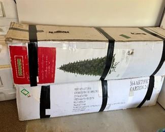 Photo #2 of Christmas tree