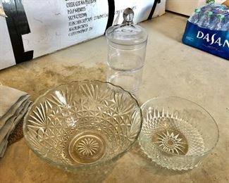 2 glass bowls, 1 stacking glass container
$10