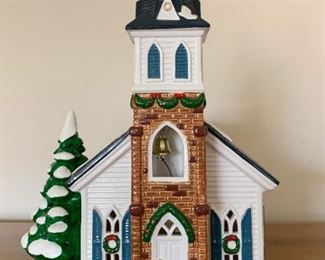 $18 - Department 56 Snow Villages - Wedding Chapel (comes with its box)