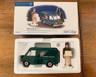 $10 - Department 56 Snow Village Accessory - Gifts On The Go