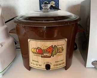 $8 - Crock Pot / Slow Cooker