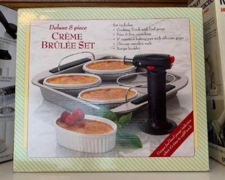 $10 - Creme Brulee Set