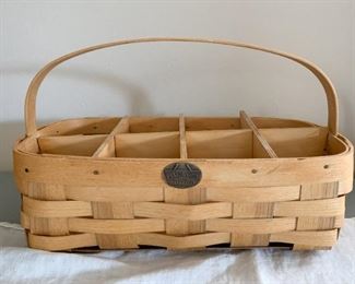 $6 - Peterboro Co Divided Basket 