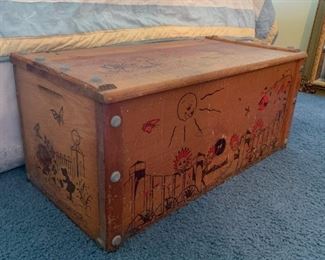 $15 - Vintage Wooden Toy Box - 28.5" L x 14" W x 12.5" H