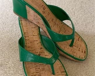 $7 - Women's Shoes - Size 7-1/2 W (all shoes here are very slightly used, once or twice)
