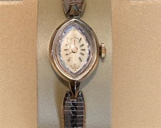 $15 - Vintage Wittnauer  Ladies Watch with Box (gold filled)