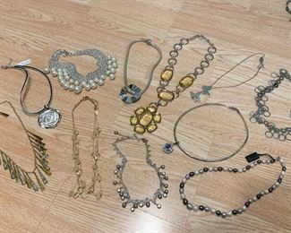 $58 - Jewelry LOT 22 - 11 Necklaces (all shown here)