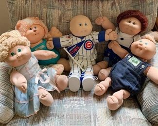 $25 - Lot of 5 Cabbage Patch Dolls