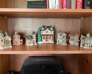 $20 - Set of 7 Decorative Christmas Houses / Buildings 