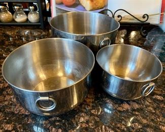 Three stainless steel nesting bowls with thumb loop: $14