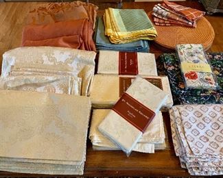 Large lot of Linens, table cloths, napkins, placemats, etc. - many unopened items: $45