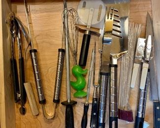 Lot with green duck egg beater: $6