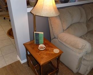 Oak Magazine End Table/Lamp