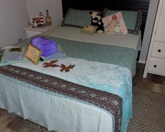 Queen Headboard
* FREE Mattress!