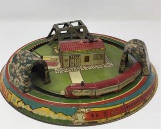 Vintage Honeymoon Express Wind-up Train Toy https://ctbids.com/#!/description/share/389631