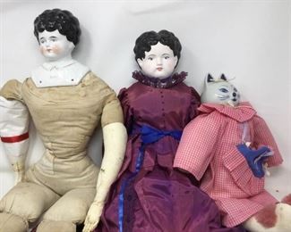 China Headed Doll Family (3) https://ctbids.com/#!/description/share/389643