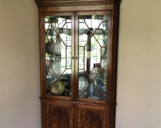 Beautiful Stickley Lighted Corner Curio Cabinet - Inlaid Mohogany.  Apprx 7'7" Tall, 42" across.