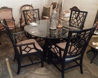 Thomasville Single Pedestal Chinoiserie Glass Top Dining Table w/4 Arm Chairs
