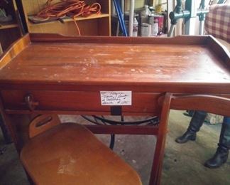 Maple Vanity/Desk w/Bench & Mirror $125