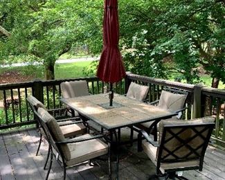 Outdoor table and chairs