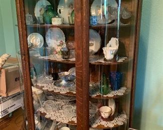 ANTIQUE AMERICAN TIGER OAK CURVE FRONT CHINA CABINET ~ 3’ 6”x  5’’6 - $675 OBO (REDUCED - $475)