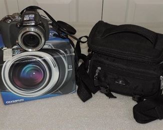 OLYMPUS CAMERA WITH BOX AND BAG