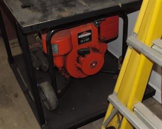 8 HP GENERATOR WITH BRIGGS AND STRATTON MOTOR WITH CART