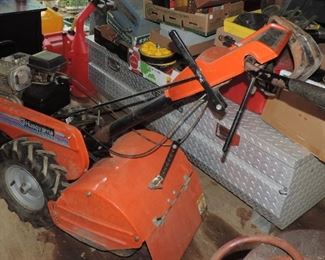 HUSQUAVARNA  HEAVY DUTY TILLER