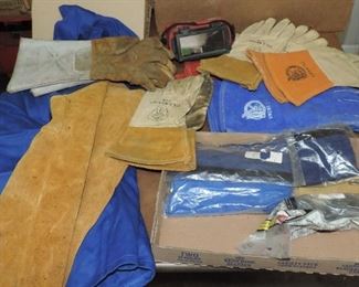 WELDING GLOVES AND JACKET