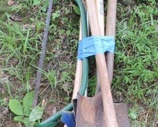 YARD TOOL LOT