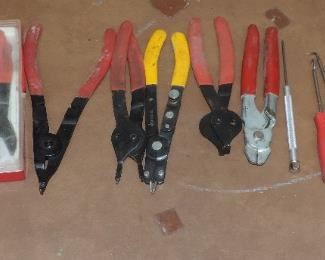 LOT OF PLYERS AND MORE