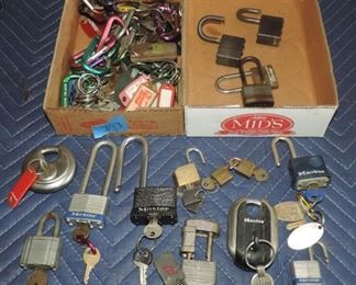 LOCK AND KEY SETS  SELLING AS A LOT