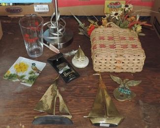 LOT OF GENERAL HOUSEHOLD  HAND MADE BASKET